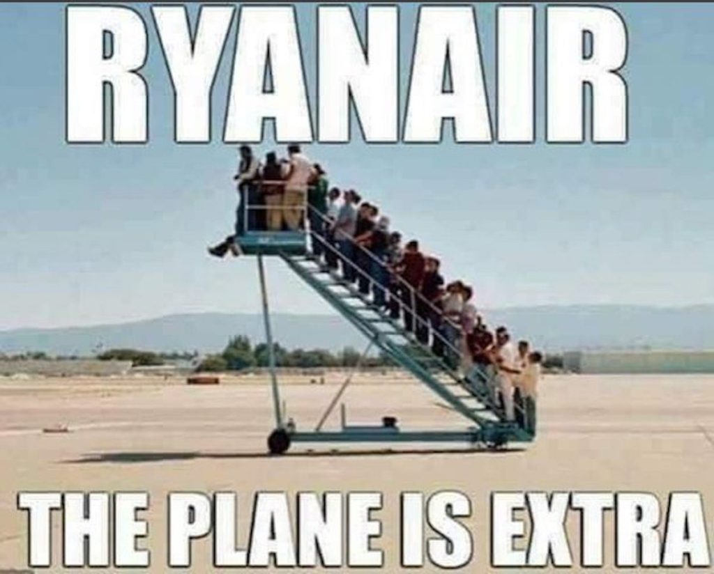 Mem urodzinowy: Ryanair, the plane is extra.  