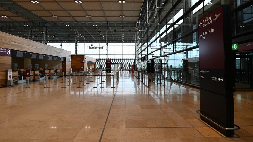 Verdi strajk - puste lotnictwo